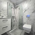 Mazurski Z Cegly Nad Jeziorem Holiday home Sedansk